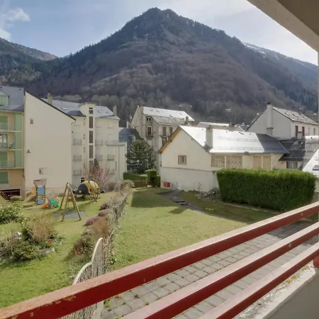 Apartamento à Avec Balcon, Parking Couvert Et Proche Télécabine - Fr-1-401-24