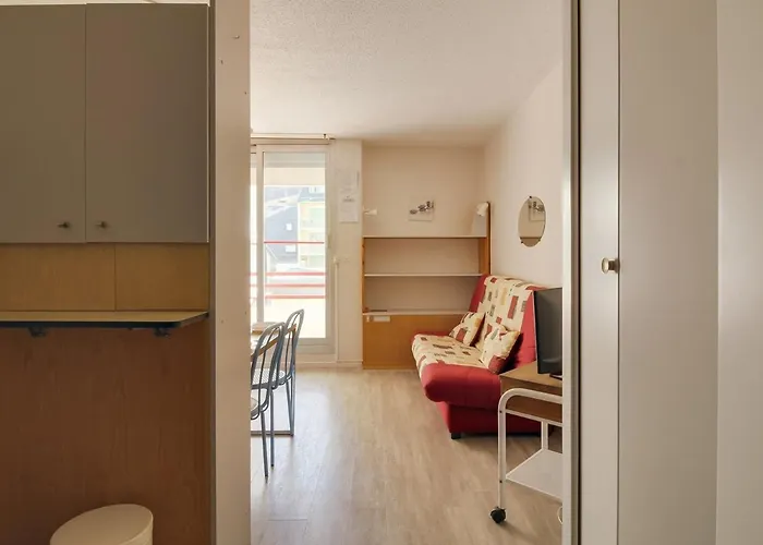 A Avec Balcon, Parking Couvert Et Proche Telecabine - Fr-1-401-24 Appartement